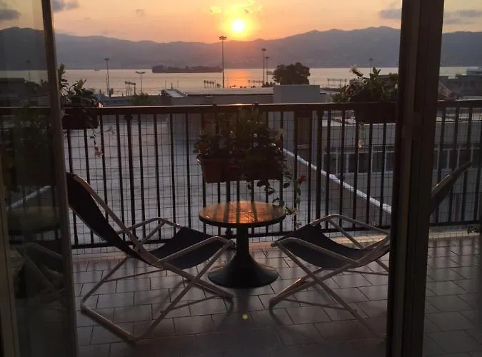 Vistamare לינה וארוחת בוקר 3*