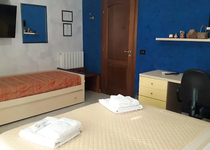 Vistamare לינה וארוחת בוקר 3*