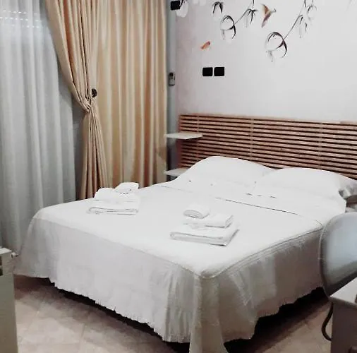 Vistamare לינה וארוחת בוקר וילה סן ג'ובאני