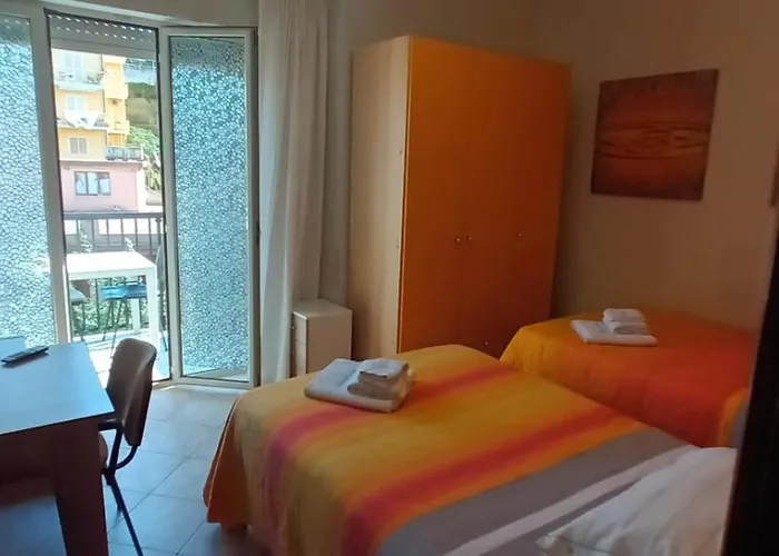 לינה וארוחת בוקר Vistamare