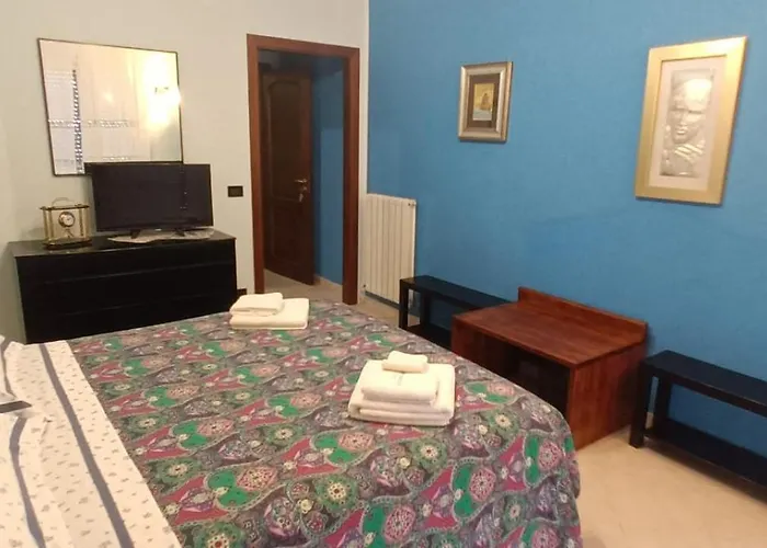 לינה וארוחת בוקר Vistamare 3*